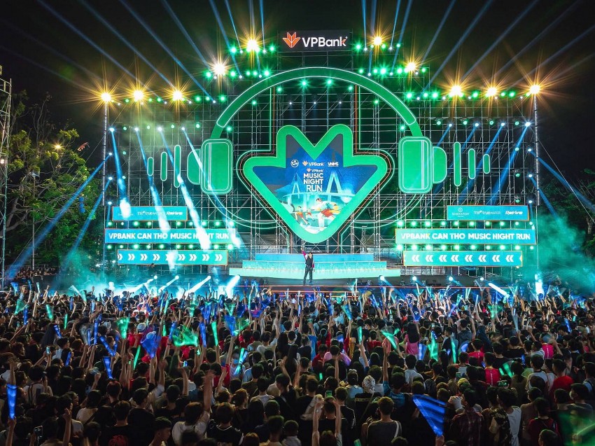 Các giải chạy được tổ chức đa dạng, kết hợp nhiều hình thức nghệ thuật như âm nhạc VPBank và tham vọng lan tỏa văn hóa chạy bộ tại Việt Nam