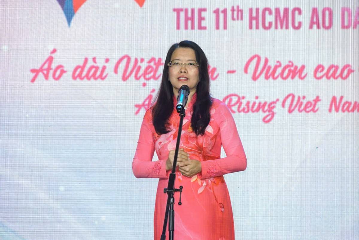 bà Nguyễn Thị Ánh Hoa - Giám đốc Sở du lịch TP. Hồ Chí Minh   bà Nguyễn Thị Ánh Hoa - Giám đốc Sở du lịch TP. Hồ Chí Minh