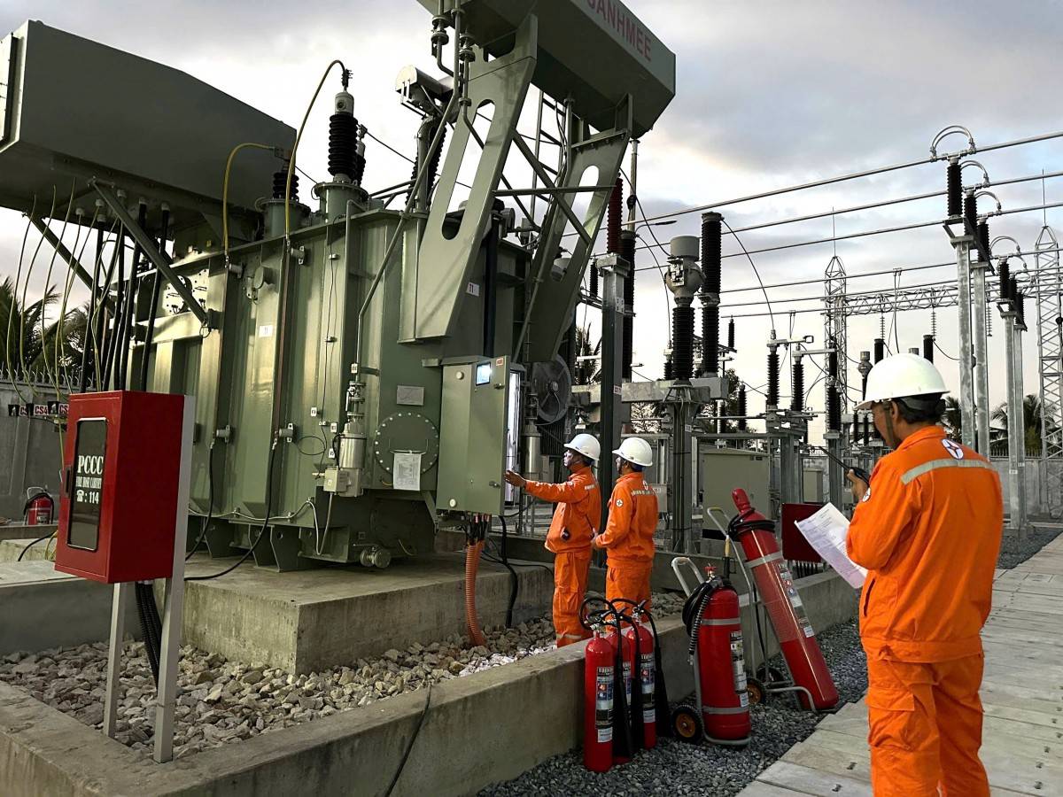 Đóng điện hàng loạt công trình lưới điện điện 110kV tại các tỉnh phía Nam Đóng điện hàng loạt công trình lưới điện điện 110kV tại các tỉnh phía Nam