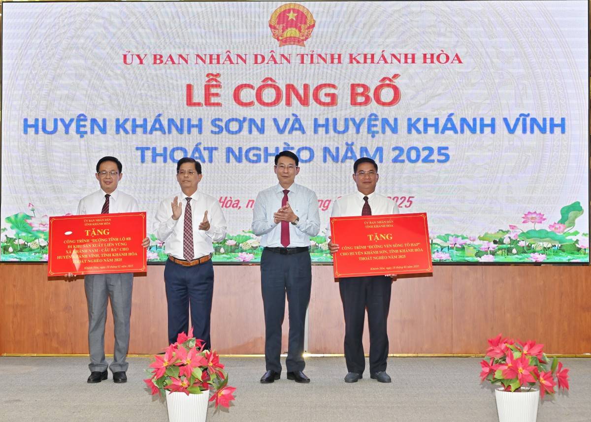 Khánh Hòa công bố Quyết định huyện Khánh Sơn và huyện Khánh Vĩnh thoát nghèo năm 2025