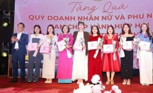 Hiệp hội Doanh nghiệp thành phố Thanh Hóa gặp mặt, chúc mừng doanh nhân nữ nhân ngày 8/3