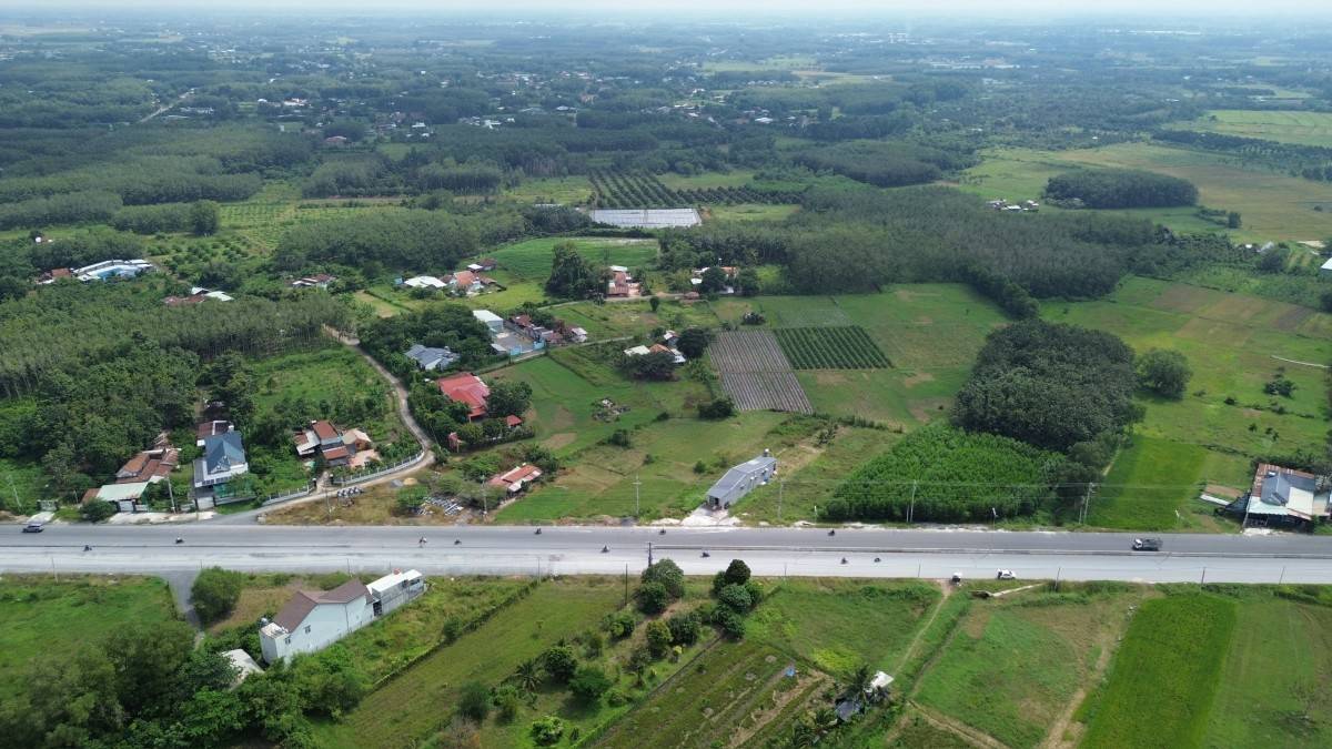 Cao tốc TP. Hồ Chí Minh - Mộc Bài: Triển khai cắm cọc mốc nhằm phục vụ công tác bồi thường, hỗ trợ tái định cư