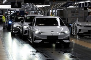 Hãng Volkswagen đối mặt nhiều thách thức: Dự báo biên lợi nhuận đi ngang trong năm 2025