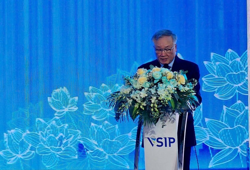 Phó Thủ tướng Thường trực Chính phủ Nguyễn Hòa Bình phát biểu chỉ đạo tại lễ động thổ dự án.