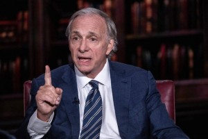 Tỷ phú Ray Dalio “tiết lộ” bên hưởng lợi từ cuộc chiến thương mại