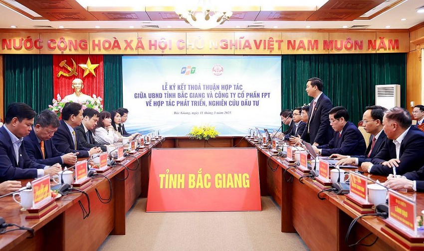 Tỉnh Bắc Giang và Công ty Cổ phần FPT ký kết hợp tác phát triển, nghiên cứu đầu tư