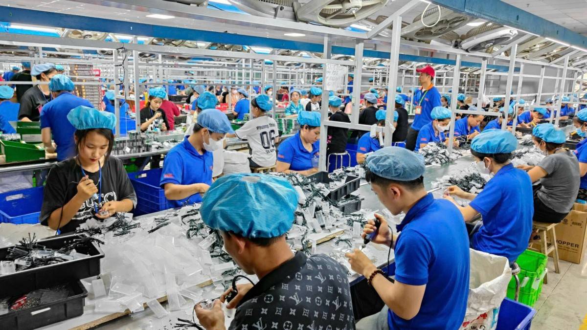 Cắt giảm ít nhất 30% thủ tục hành chính và chi phí kinh doanh: Doanh nghiệp sẽ có thêm “oxy”