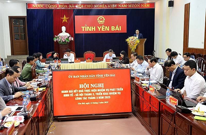 Chủ tịch UBND tỉnh Yên Bái chỉ đạo đảm bảo tiến độ các dự án trọng điểm