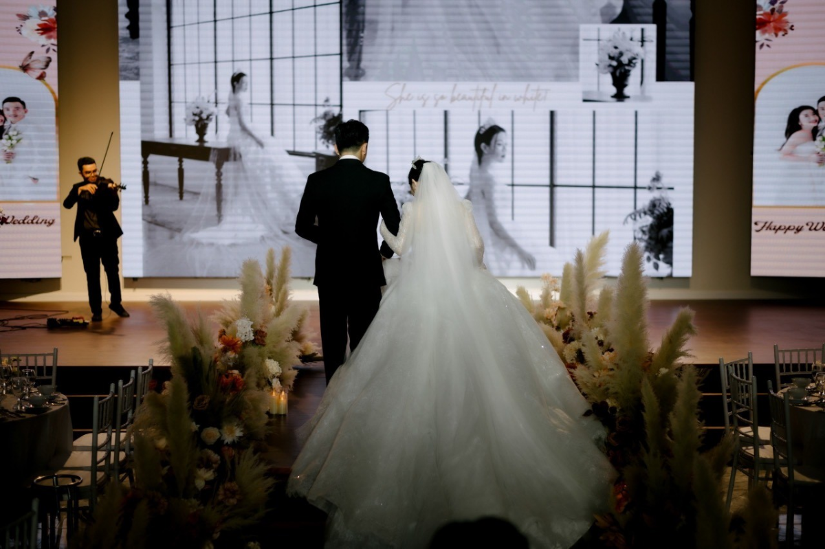 Theo từng phong cách