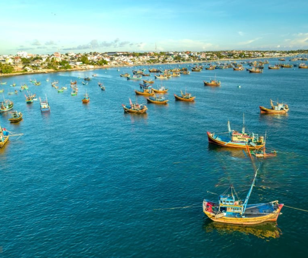 Bình Thuận: Những bờ biển tuyệt đẹp sau lưng mỗi làng chài