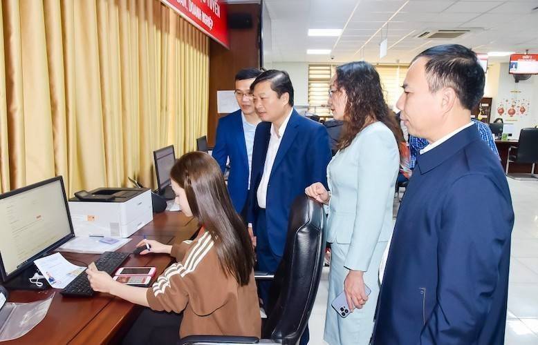 Nghệ An chỉ đạo không để gián đoạn việc thực hiện TTHC cho người dân, doanh nghiệp