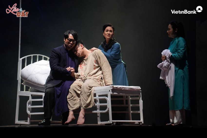 Vở Nhạc kịch “Lửa từ Đất” được công diễn tại Hà Nội