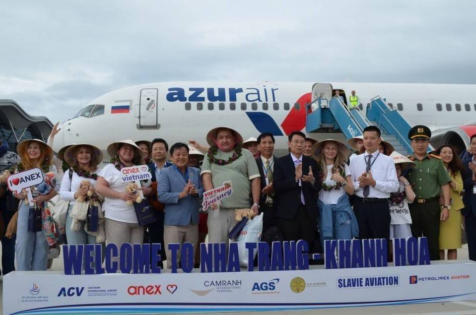 Khánh Hòa chào đón chuyến bay charter đầu tiên từ Nga sau 3 năm gián đoạn