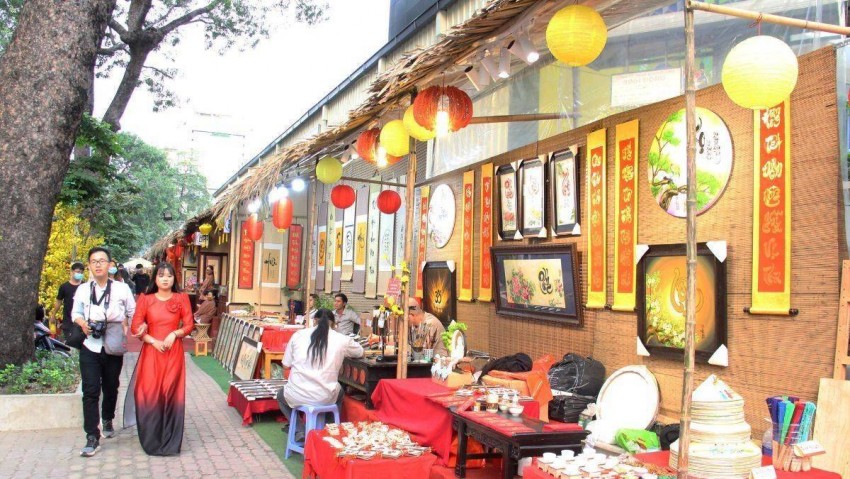 Quảng bá thương hiệu Thủ đô tại Lễ hội Quà tặng Du lịch Hà Nội 2025