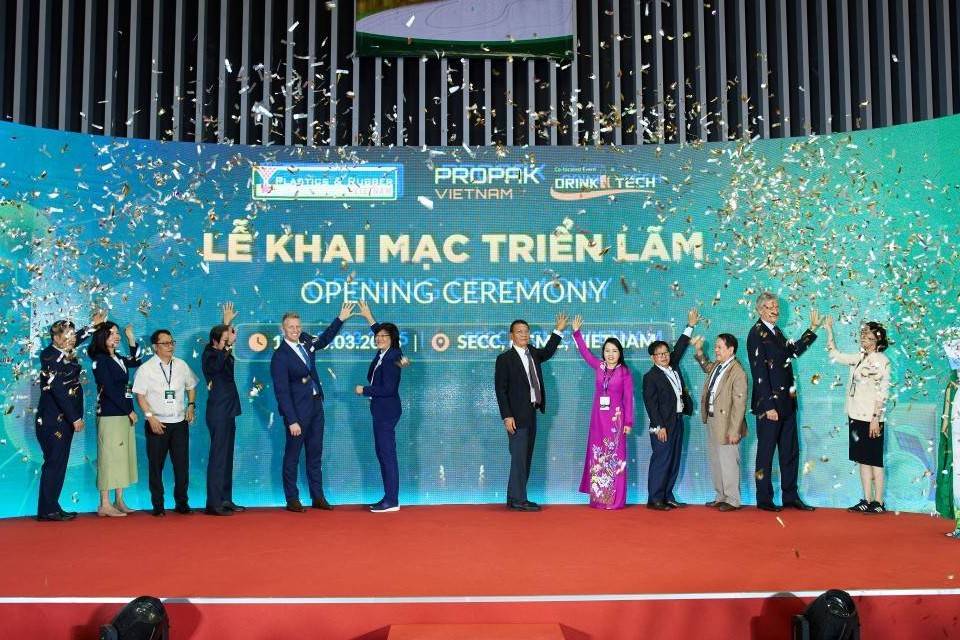 Nhiều công nghệ mới được giới thiệu tại hai triển lãm Propak và DrinkTech Vietnam 2025