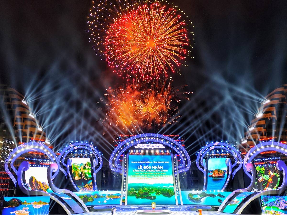 Lễ hội Hoa Phượng Đỏ 2024