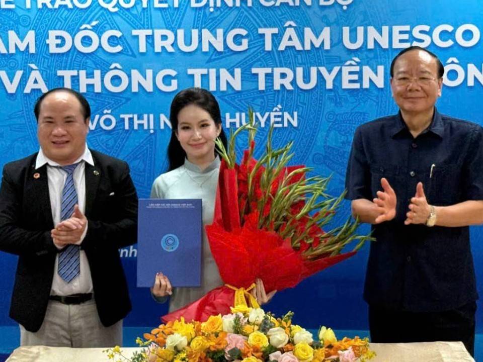 Bà Võ Thị Ngọc Huyền giữ chức vụ Phó Giám đốc Trung tâm UNESCO Văn hóa và Thông tin Truyền thông