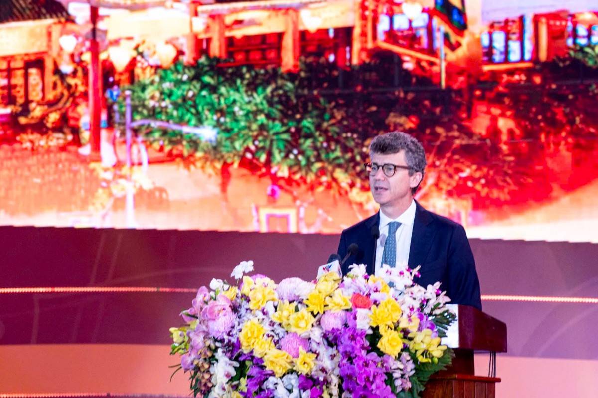 Ông Jonathan Baker, Trưởng đại diện UNESCO Việt Nam phát biểu tại buổi lễ.