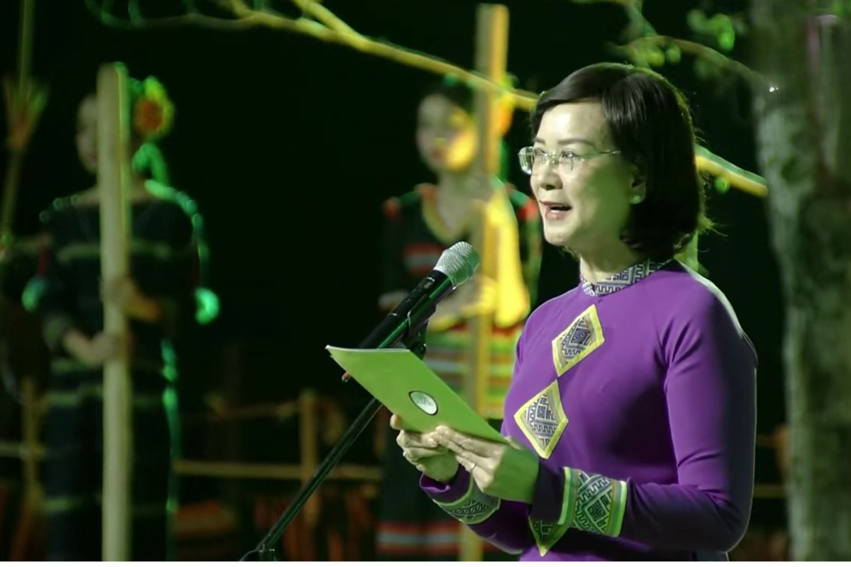 Bình Phước: Chương trình nghệ thuật thời trang thổ cẩm “Ngày mới trên Sóc Bom Bo” 