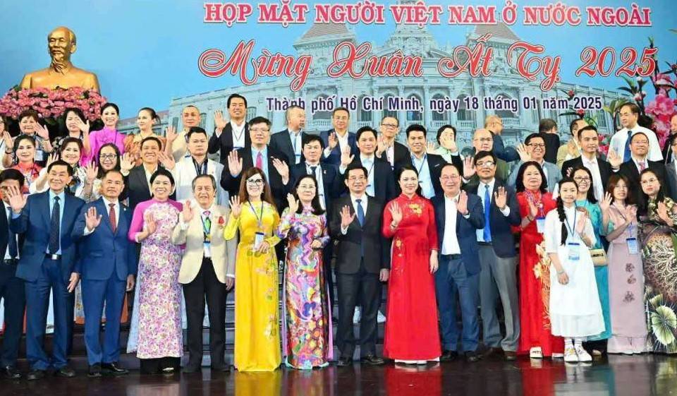 TP. Hồ Chí Minh sẽ biểu dương người Việt Nam ở nước ngoài tiêu biểu trong dịp 30/4