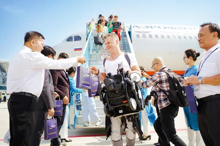 ​​​​​​​300 du khách Nga đến Khánh Hòa sau nhiều năm gián đoạn