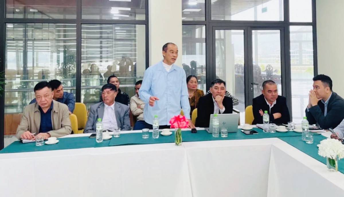 Đại diện doanh nghiệp phát biểu