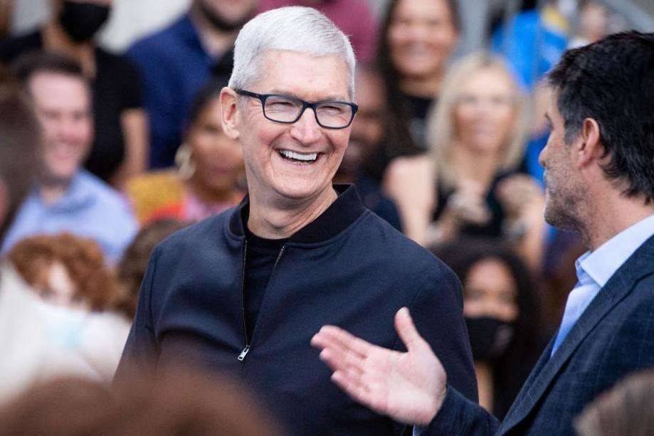 CEO Tim Cook dành lời khen ngợi DeepSeek