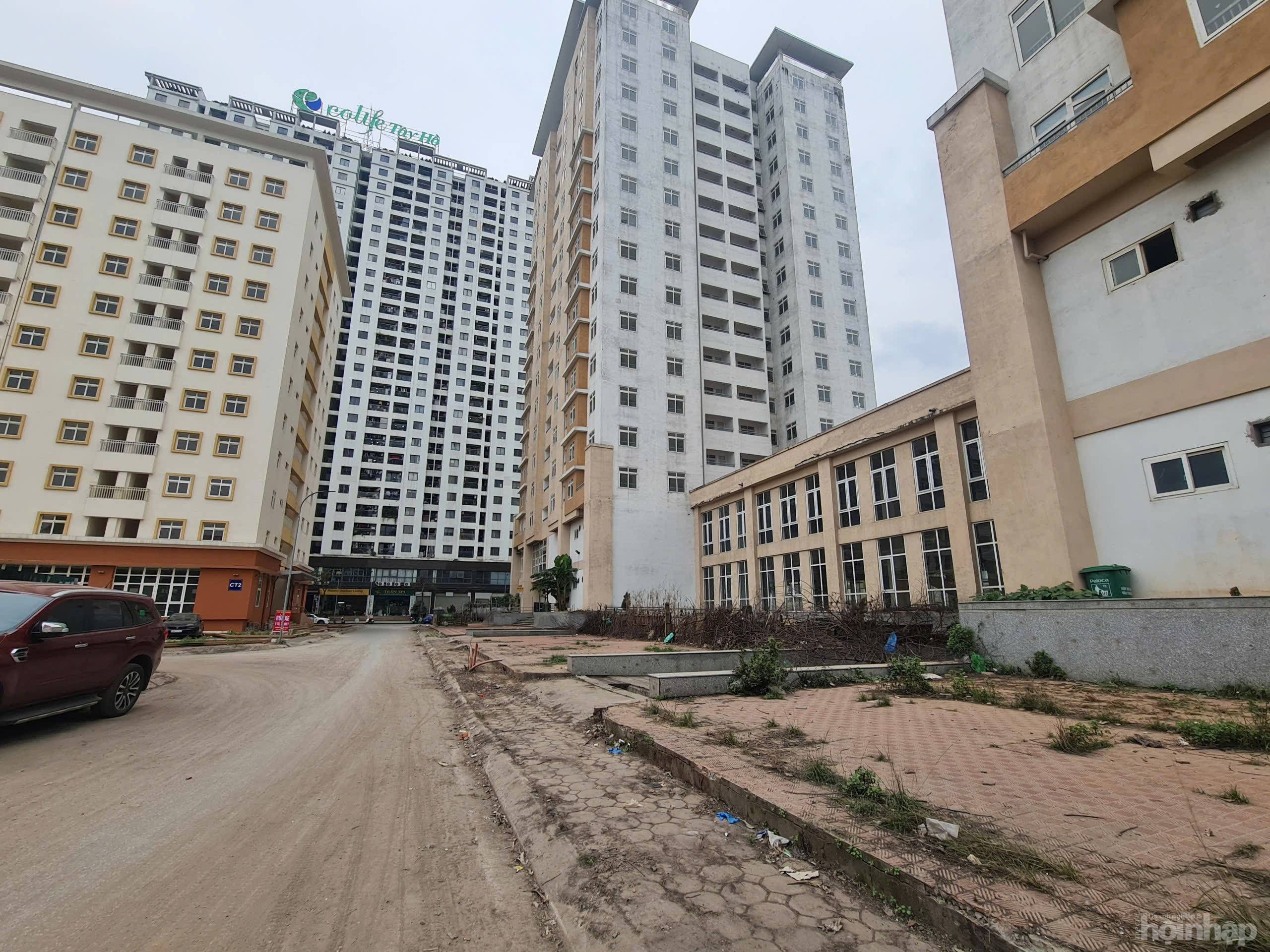 Bài II: Hàng trăm căn hộ tái định cư thuộc Khu tái định cư Xuân La bỏ hoang lâu năm