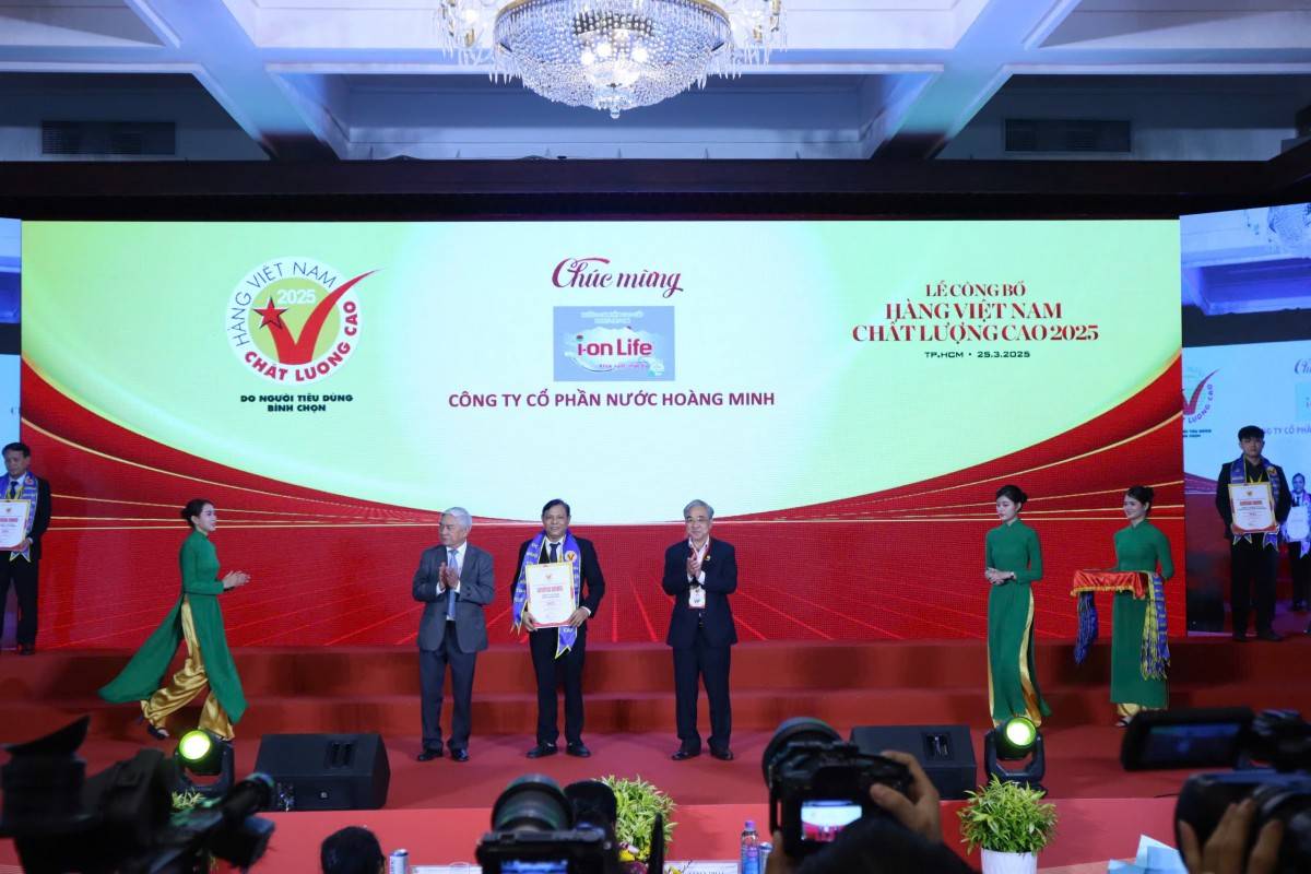 i-on Life 4 năm liên tiếp được bình chọn Hàng Việt Nam chất lượng cao