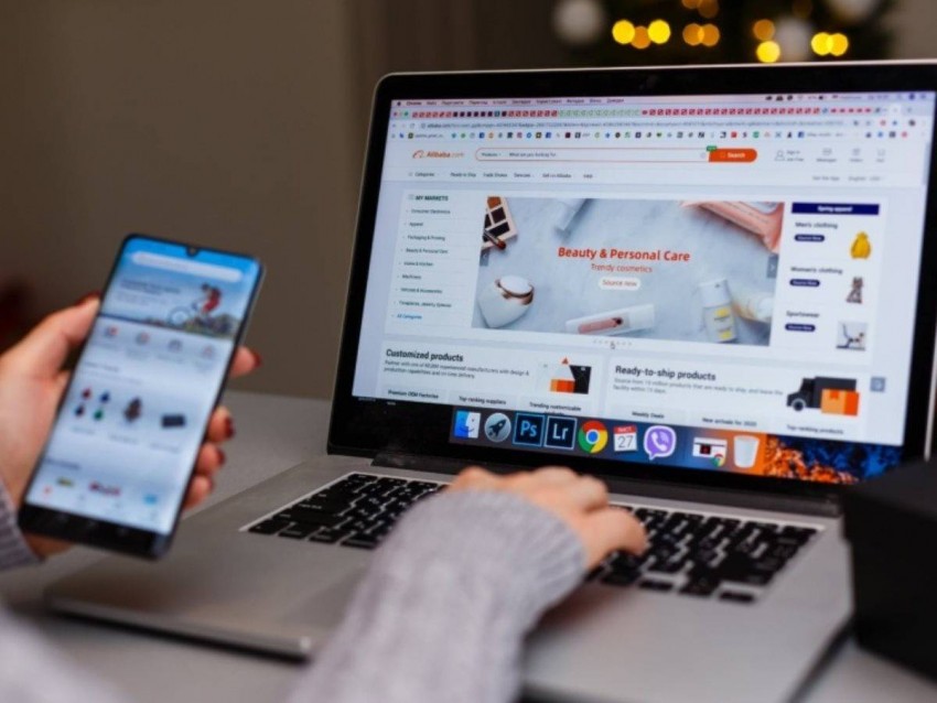 Bảo vệ người tiêu dùng Việt trong hội nhập thương mại điện tử quốc tế