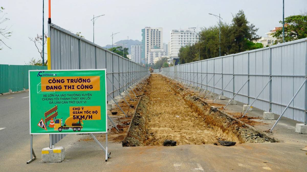 Hạng mục cải tạo vỉa hè và mở rộng đường Thùy Vân đang thi công vượt tiến độ, dự kiến mở rộng đường sẽ hoàn thành trước ngày 10/1/2025, sớm 3 tháng. Hạng mục cải tạo vỉa hè và mở rộng đường Thùy Vân đang thi công vượt tiến độ, dự kiến mở rộng đường sẽ hoàn thành trước ngày 10/1/2025, sớm 3 tháng.