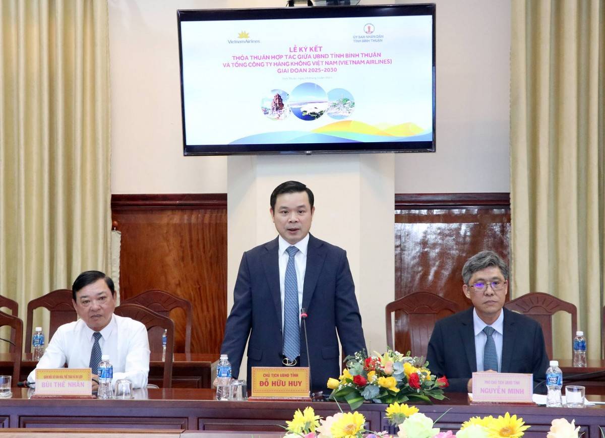 Bình Thuận và Tổng công ty Hàng không Việt Nam ký kết hợp tác toàn diện Bình Thuận và Tổng công ty Hàng không Việt Nam ký kết hợp tác toàn diện