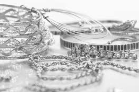 Giá bạc hôm nay 29/3/2025: Giá bạc trong nước và thế giới tiếp đà tăng mạnh