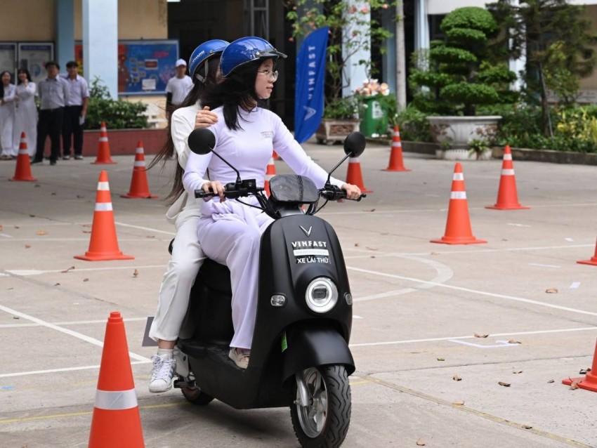 Xe máy điện VinFast Motio và 3 điểm chinh phục phái nữ