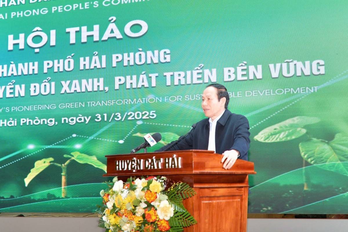 Bí thư Thành ủy Hải Phòng Lê Tiến Châu phát biểu khai mạc hội thảo