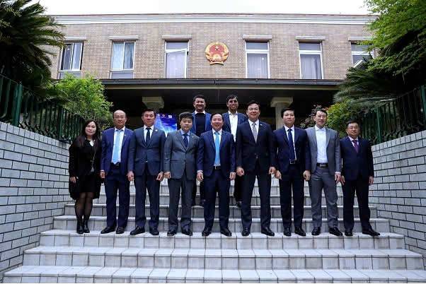 Đoàn công tác tỉnh Long An chào xã giao tại Đại sứ quán Việt Nam tại Nhật Bản