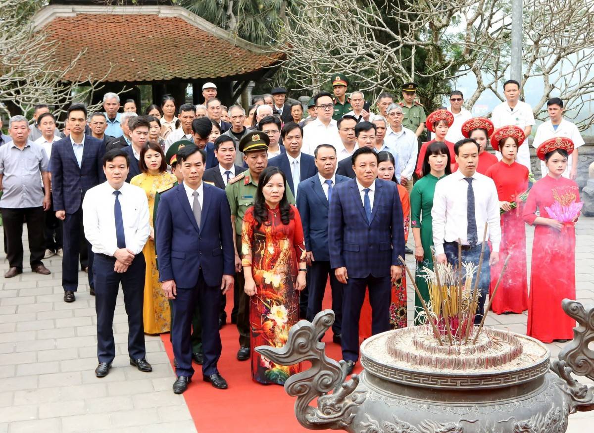 Phú Thọ: Thành kính dâng hương giỗ Đức Quốc Tổ Lạc Long Quân và tưởng niệm Tổ Mẫu Âu Cơ