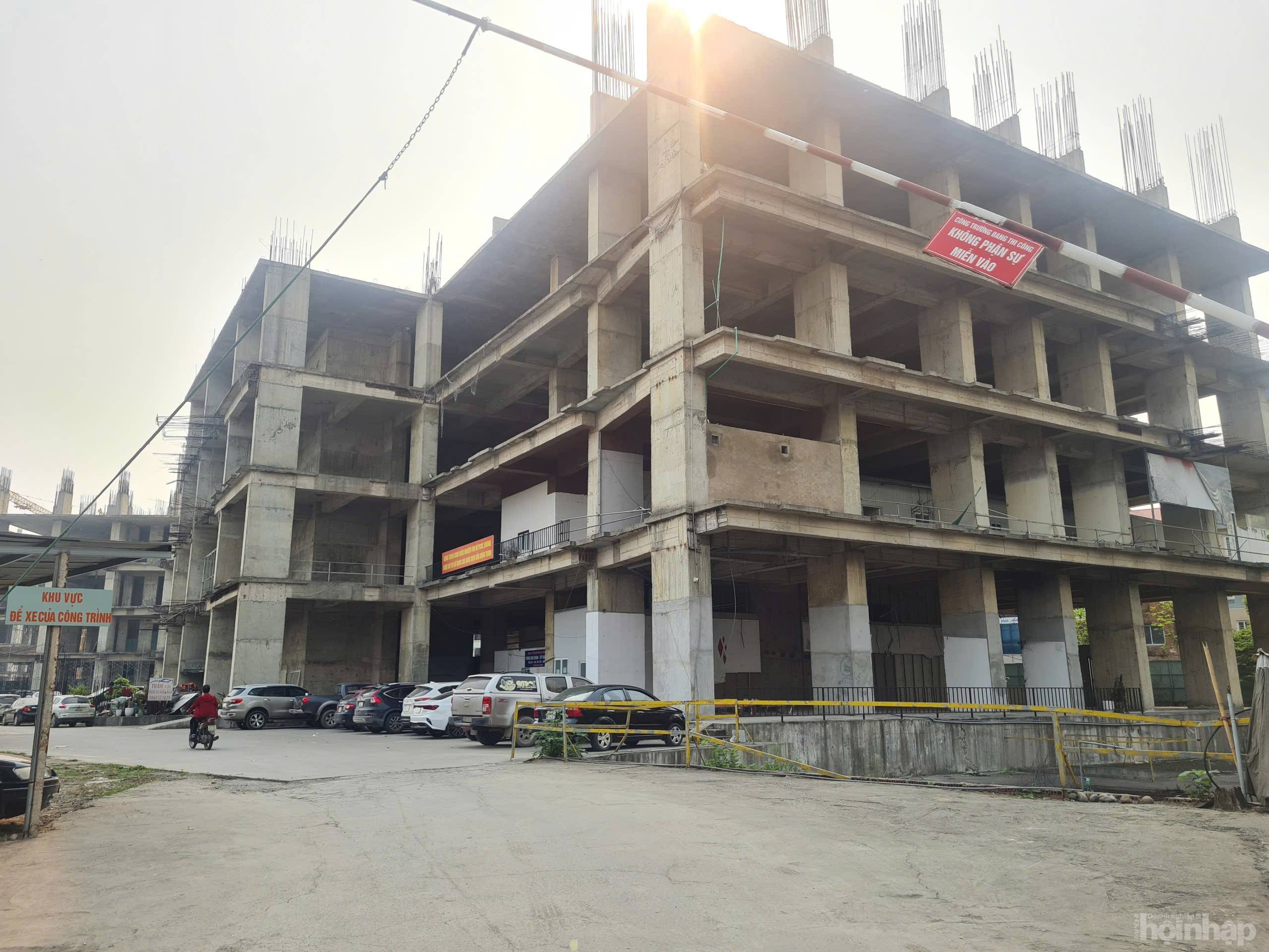 Bài V: Dự án Usilk City 17 năm hoang phế giữa lòng thủ đô gây lãng phí