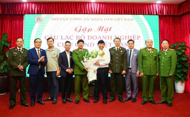 Thành lập CLB Doanh nghiệp Cựu CAND – Gắn kết nghĩa tình, lan tỏa giá trị nhân văn Thành lập CLB Doanh nghiệp Cựu CAND – Gắn kết nghĩa tình, lan tỏa giá trị nhân văn