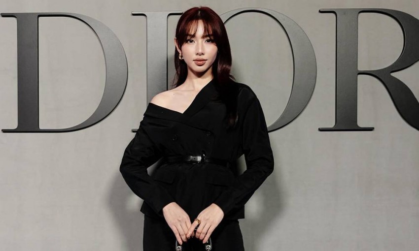 Thùy Tiên thu hút sự chú ý khi tham gia MV Dù cho tận thế (Vẫn yêu em) của ca sĩ Erik