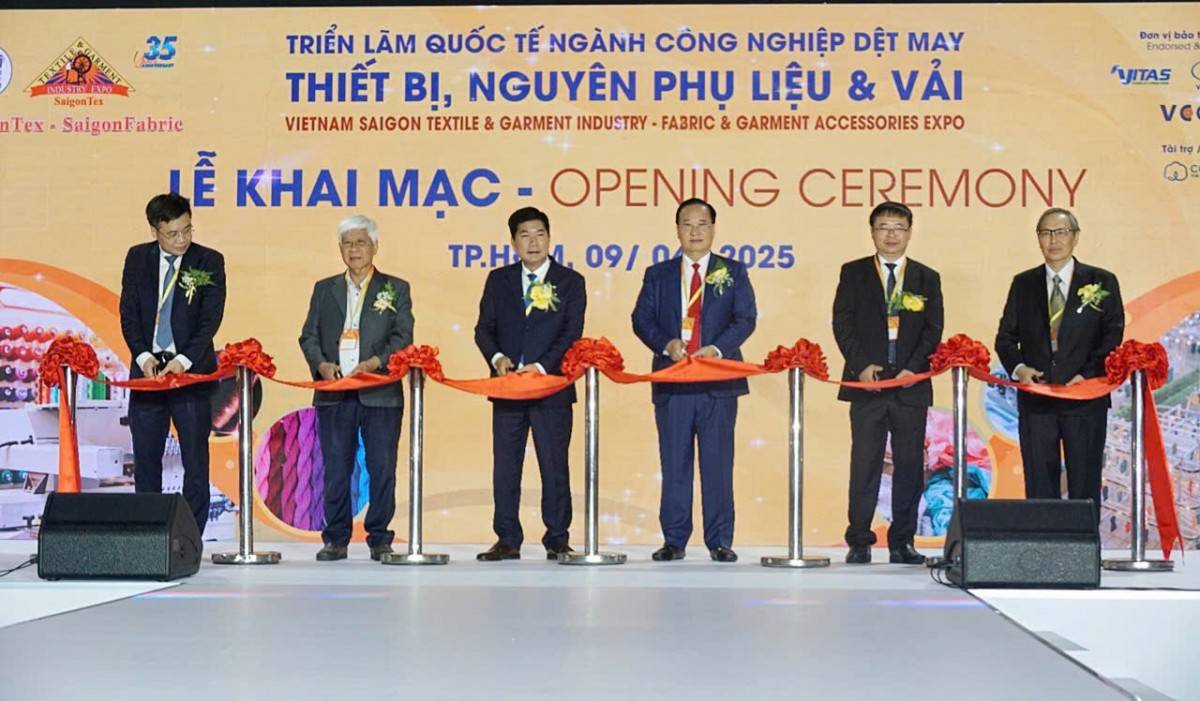 khai mạc Triển lãm Quốc tế ngành công nghiệp dệt & may - Thiết bị, nguyên phụ liệu và vải 2025 