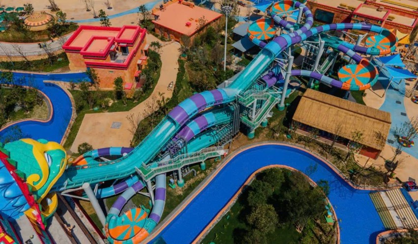 Công viên nước Hà Nam sở hữu làn trượt ống đua song song lần đầu tiên xuất hiện tại Đông Nam Á