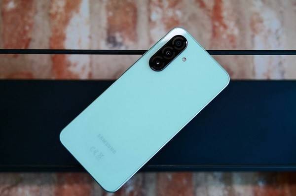 Các mẫu smartphone AI phân khúc dưới 7 triệu đồng đáng mua nhất hiện nay