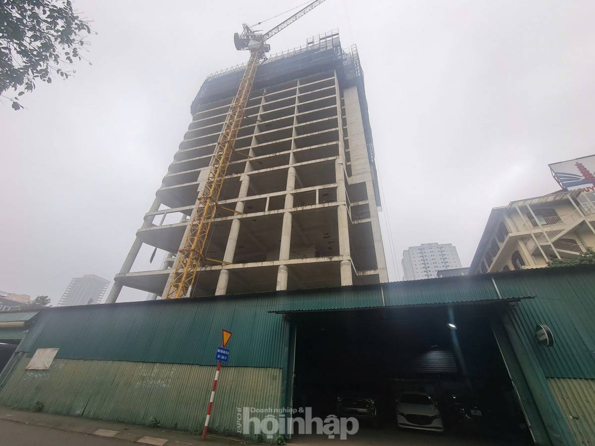 Bài VIII: Dự án Ha Noi Hilton West chậm tiến độ, hàng nghìn mét vuông hoang hóa