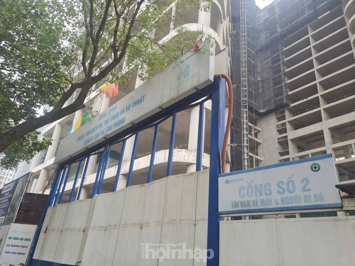 Bài VIII: Dự án Ha Noi Hilton West chậm tiến độ, hàng nghìn mét vuông hoang hóa