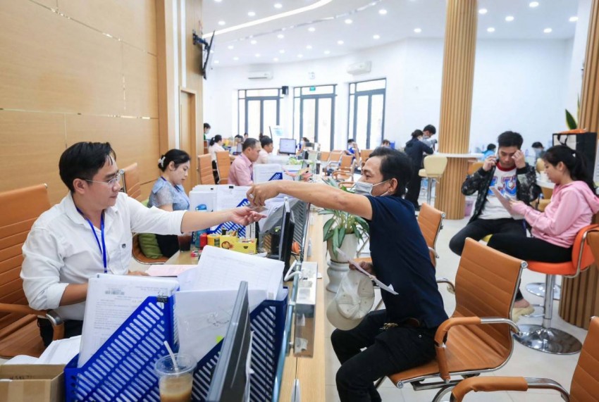 Lào Cai sẽ giải quyết chế độ nghỉ việc cho cán bộ, viên chức, người lao động trước 1/9