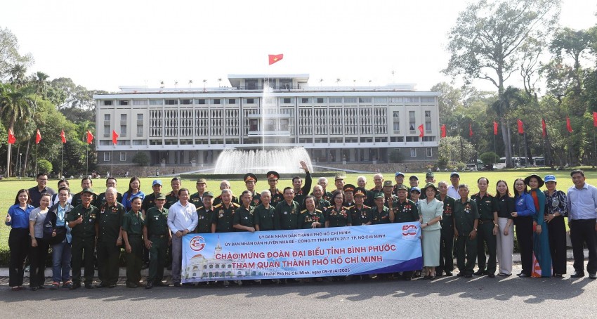 Điểm qua danh sách các tour du lịch lịch sử thu hút dịp lễ 30/4 và 1/5