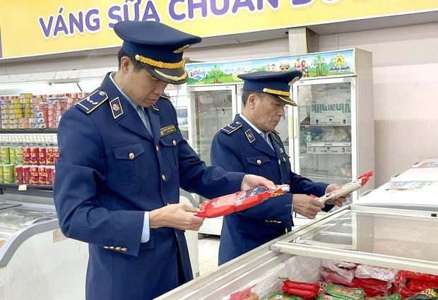 Phú Thọ xử lý 170 vụ vi phạm thương mại, thu giữ hơn 10,8 tỷ đồng trong quý I/2025