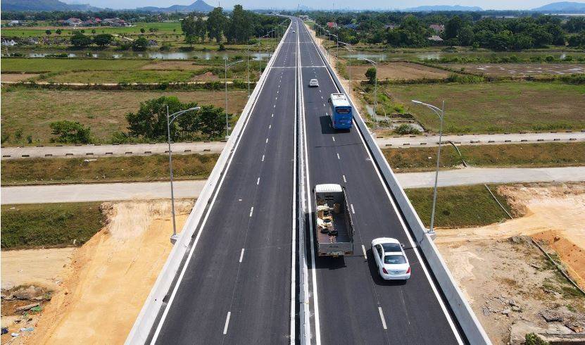 Thúc tiến độ bàn giao mặt bằng trạm dừng nghỉ cao tốc Bắc - Nam Thúc tiến độ bàn giao mặt bằng trạm dừng nghỉ cao tốc Bắc - Nam