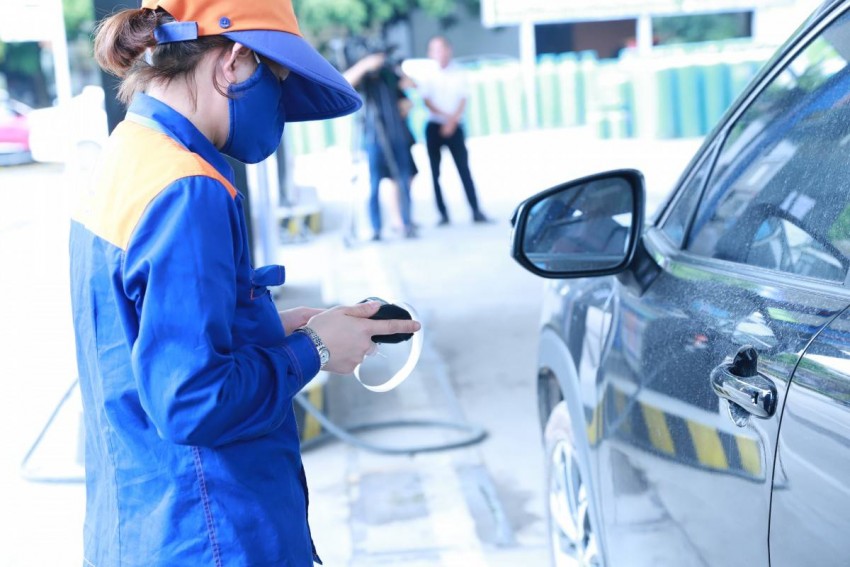 Phải số hóa hoàn toàn kinh doanh xăng dầu trước 30/4/2025